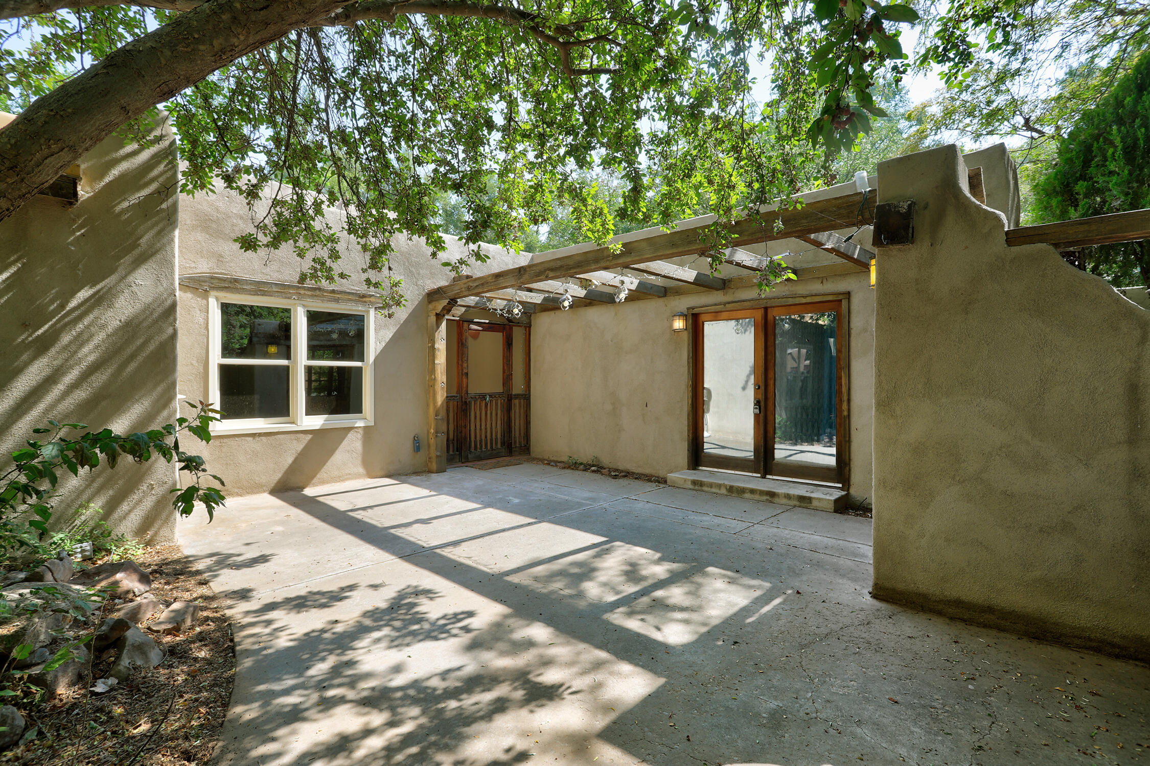 Homes for sale in Peralta, NM | 31 Mangham Ct, Peralta, NM 87042 | MLS# 1088183