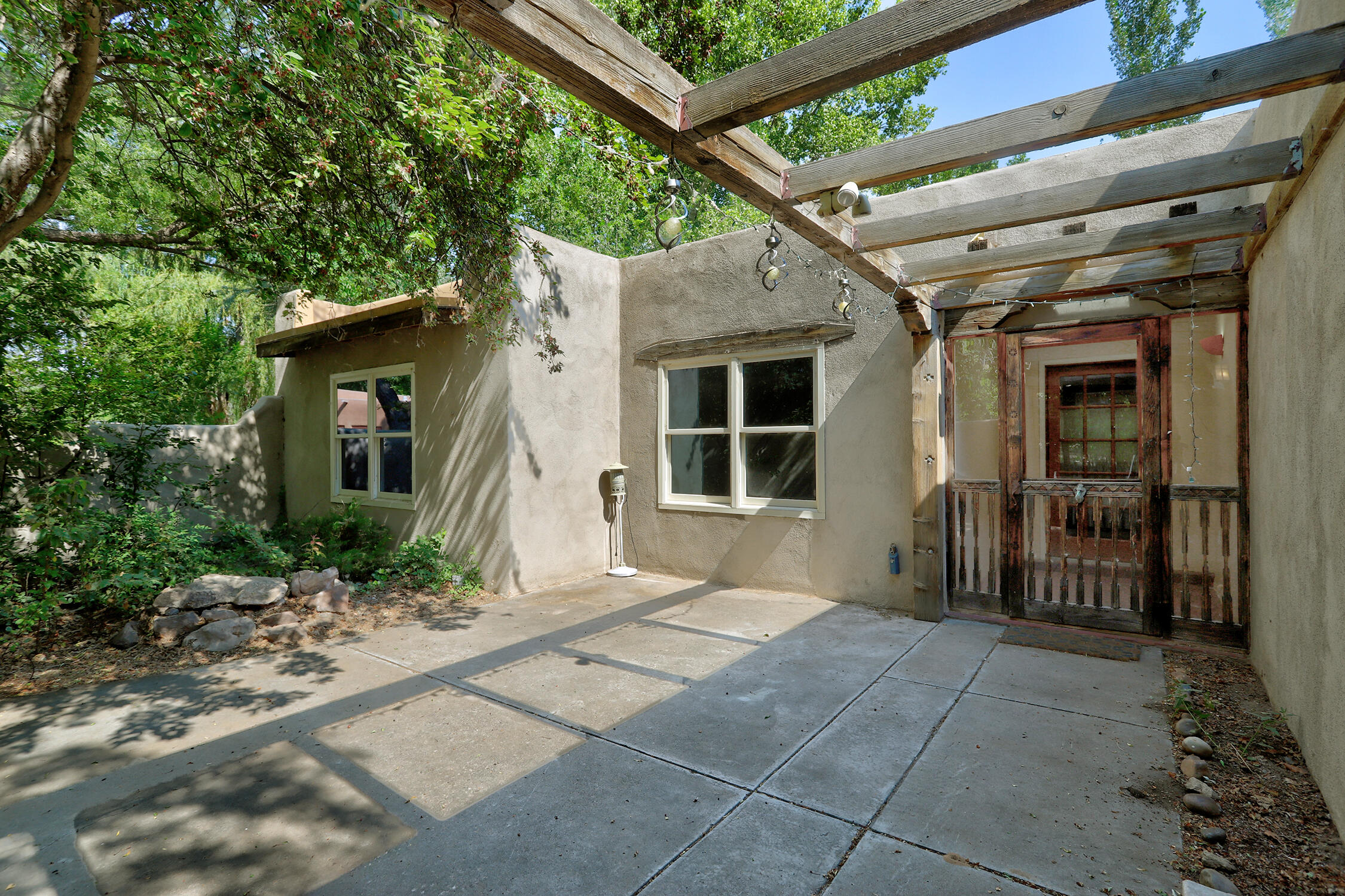 Homes for sale in Peralta, NM | 31 Mangham Ct, Peralta, NM 87042 | MLS# 1088183