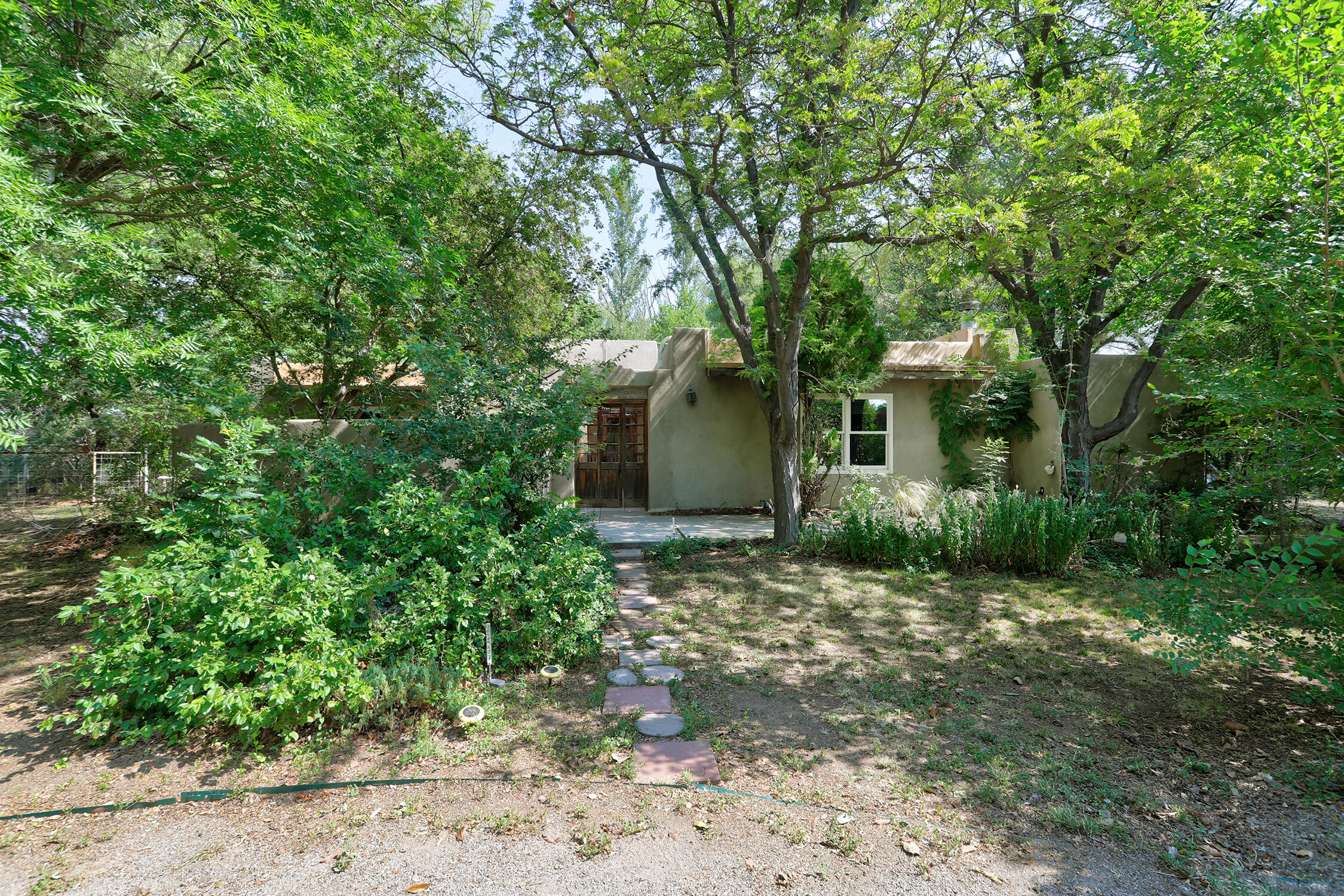 Homes for sale in Peralta, NM | 31 Mangham Ct, Peralta, NM 87042 | MLS# 1088183