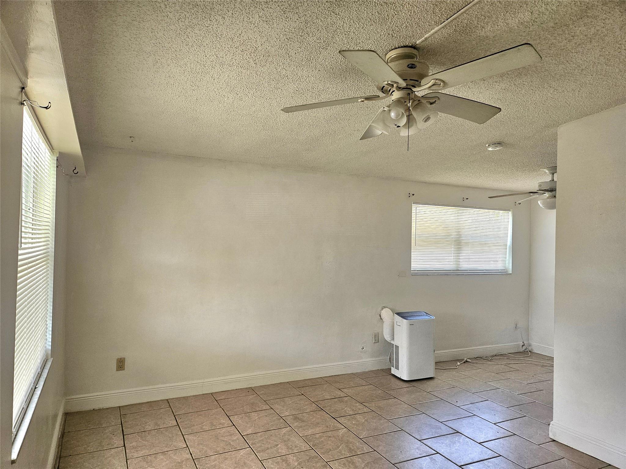 760 Camellia Dr Royal Palm Beach FL 33411 | F10515499