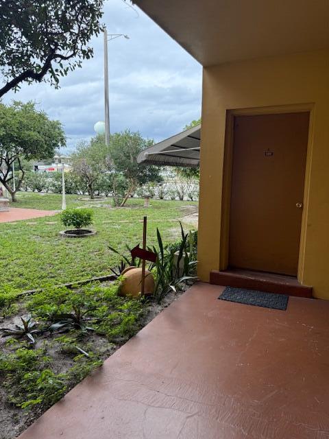 Homes for sale in Pompano Beach, FL | 1050 E Sample Road Road E #101, Pompano Beach, FL 33064 | MLS# R11109066