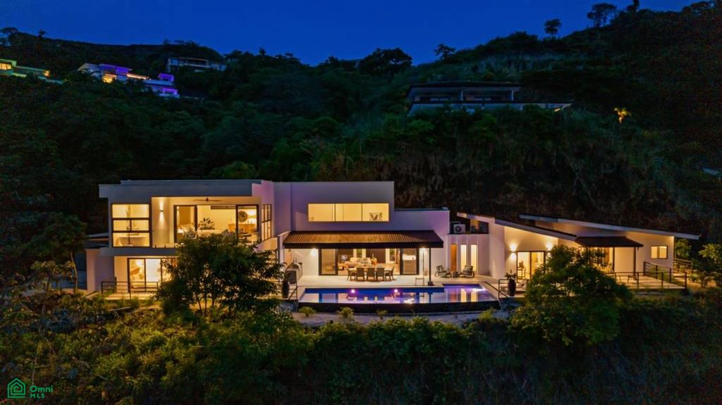 7 bed Single Family Homes For Sale in Santa Cruz, Guanacaste - 1
