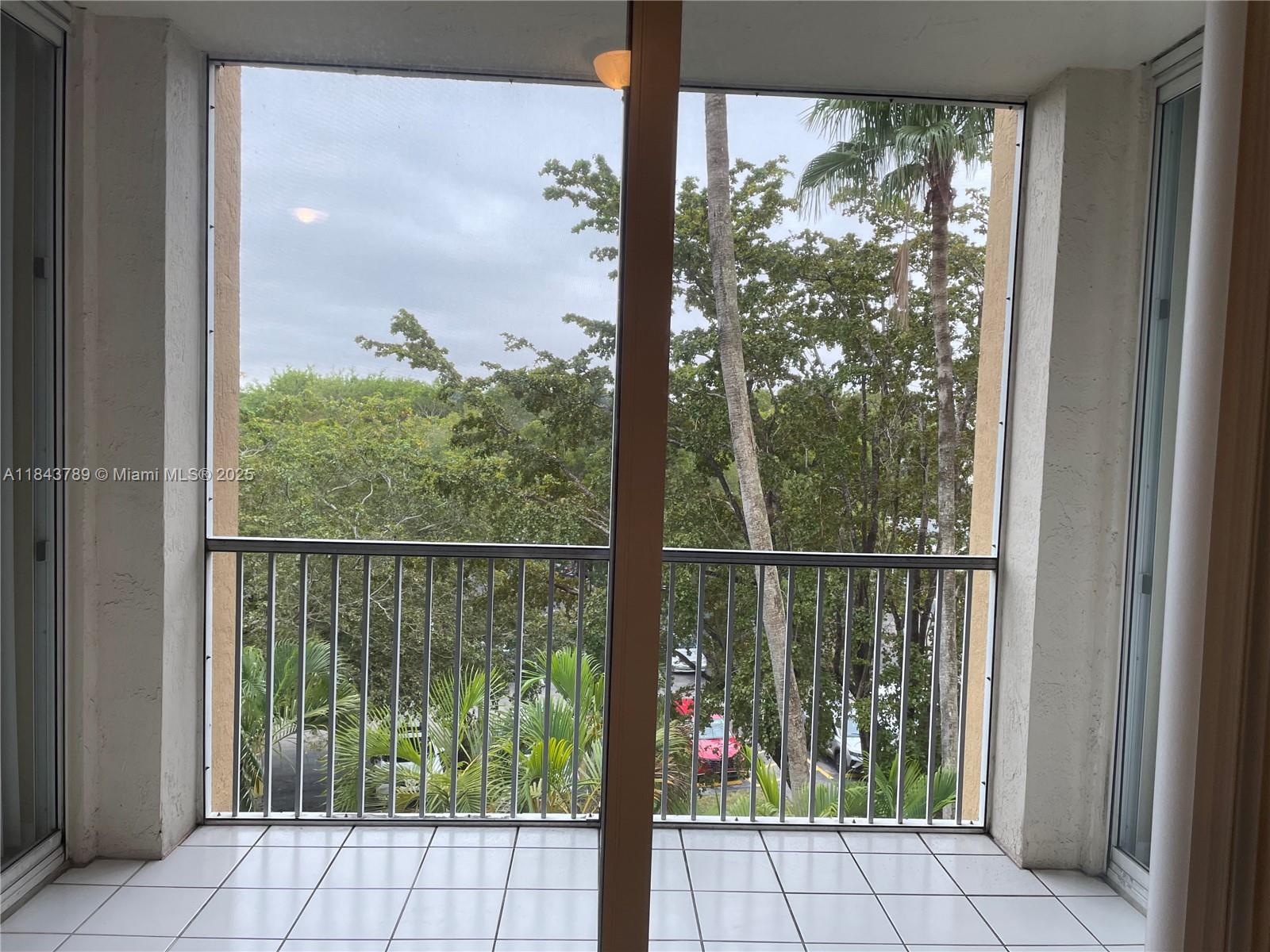 Doral House Condo No 2