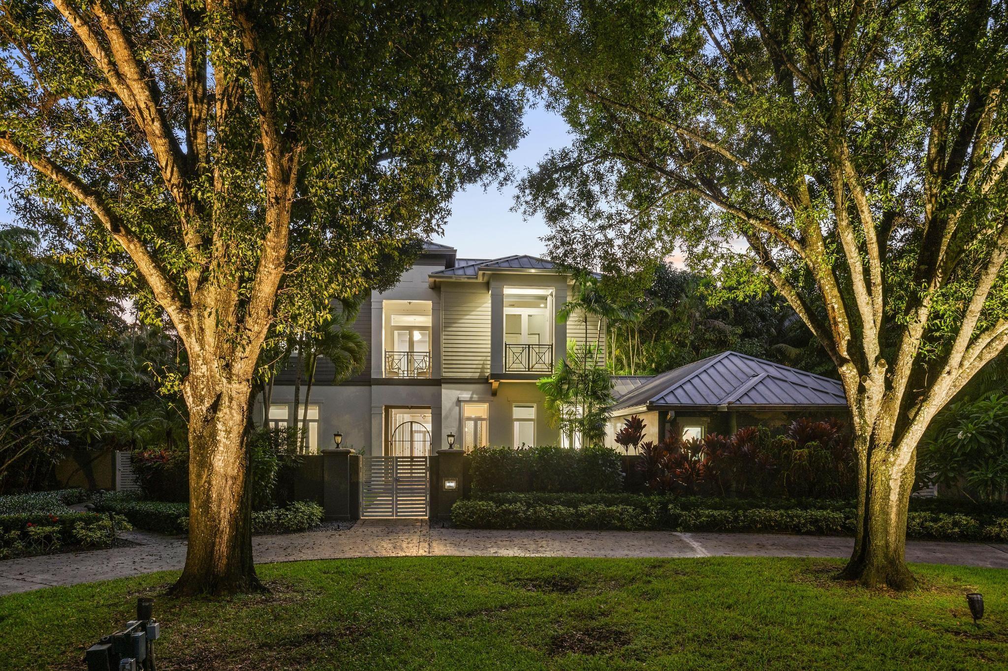 101 Holly Lane, Plantation, Florida 33317