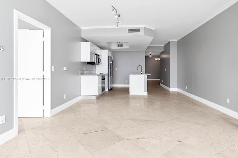 888 Biscayne Blvd #3605, Miami FL 33132