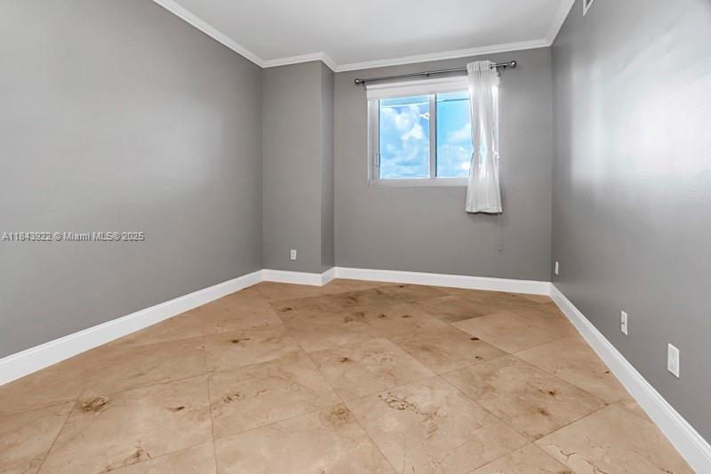 888 Biscayne Blvd #3605, Miami FL 33132