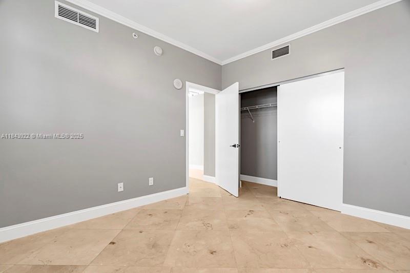 888 Biscayne Blvd #3605, Miami FL 33132