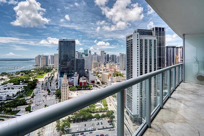 888 Biscayne Blvd #3605, Miami FL 33132