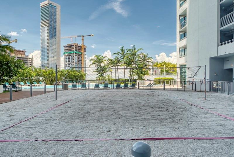 888 Biscayne Blvd #3605, Miami FL 33132