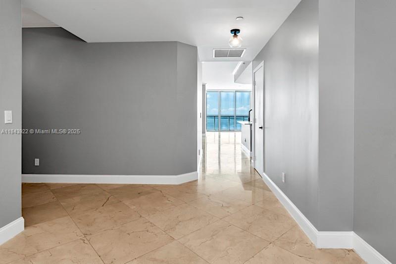 888 Biscayne Blvd #3605, Miami FL 33132