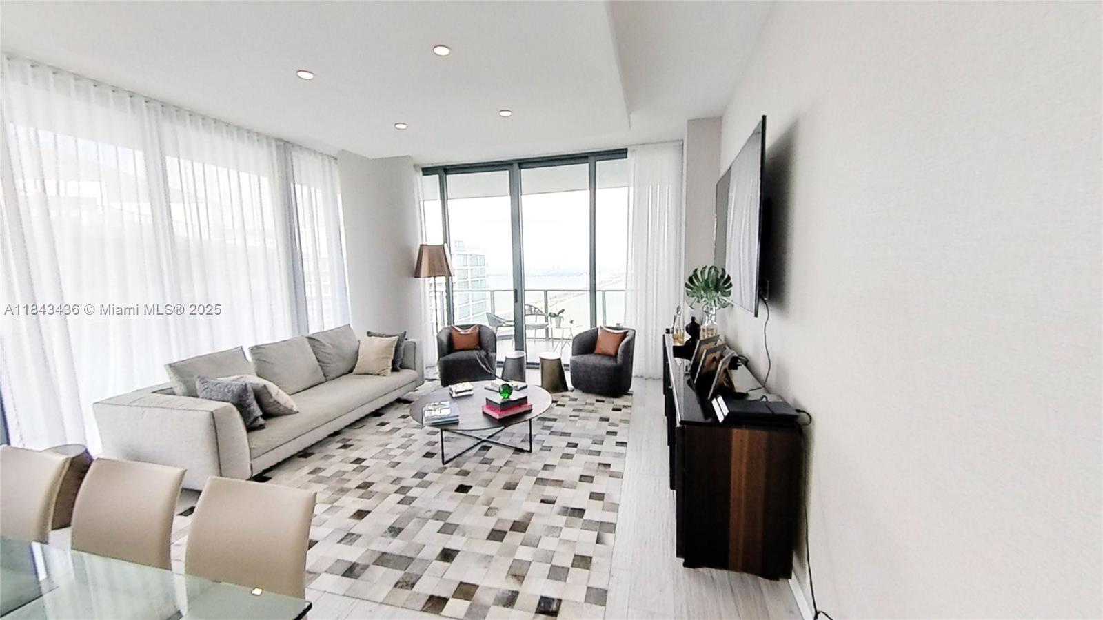 Condo for Rent in Miami, FL