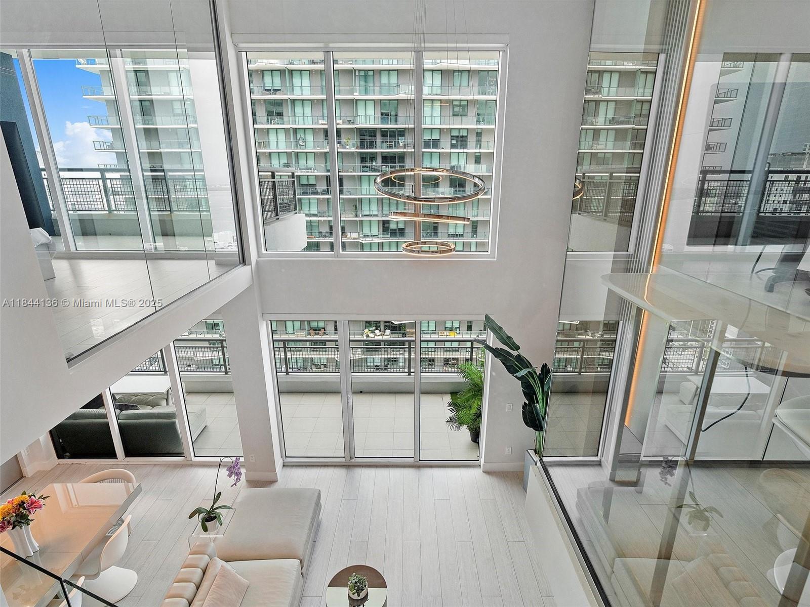 Miami FL 33130 - A11844136