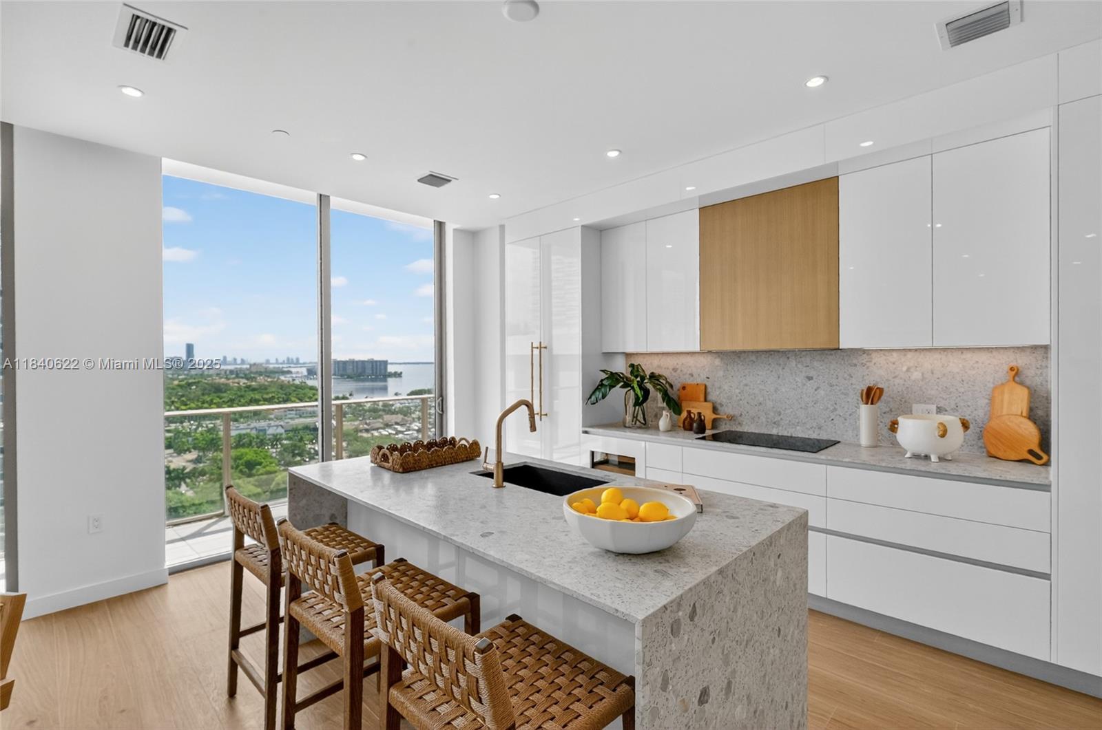 2655 S Bayshore Dr #1401, Miami FL 33133