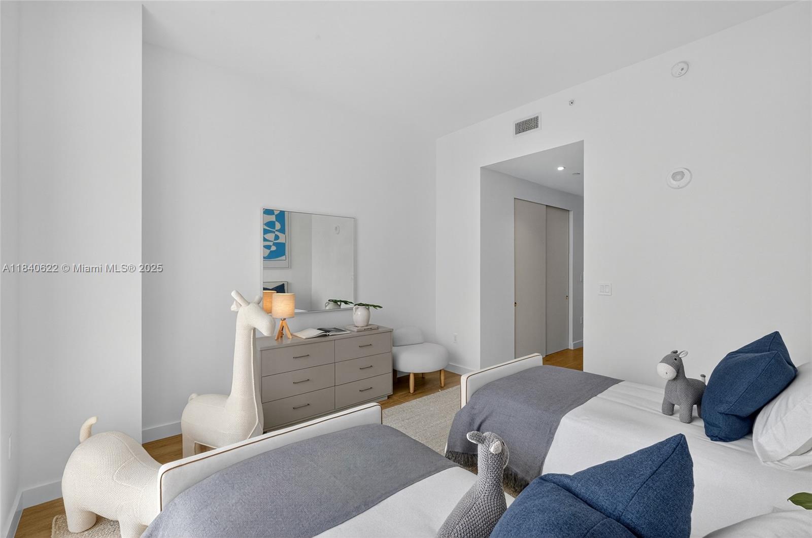 2655 S Bayshore Dr #1401, Miami FL 33133