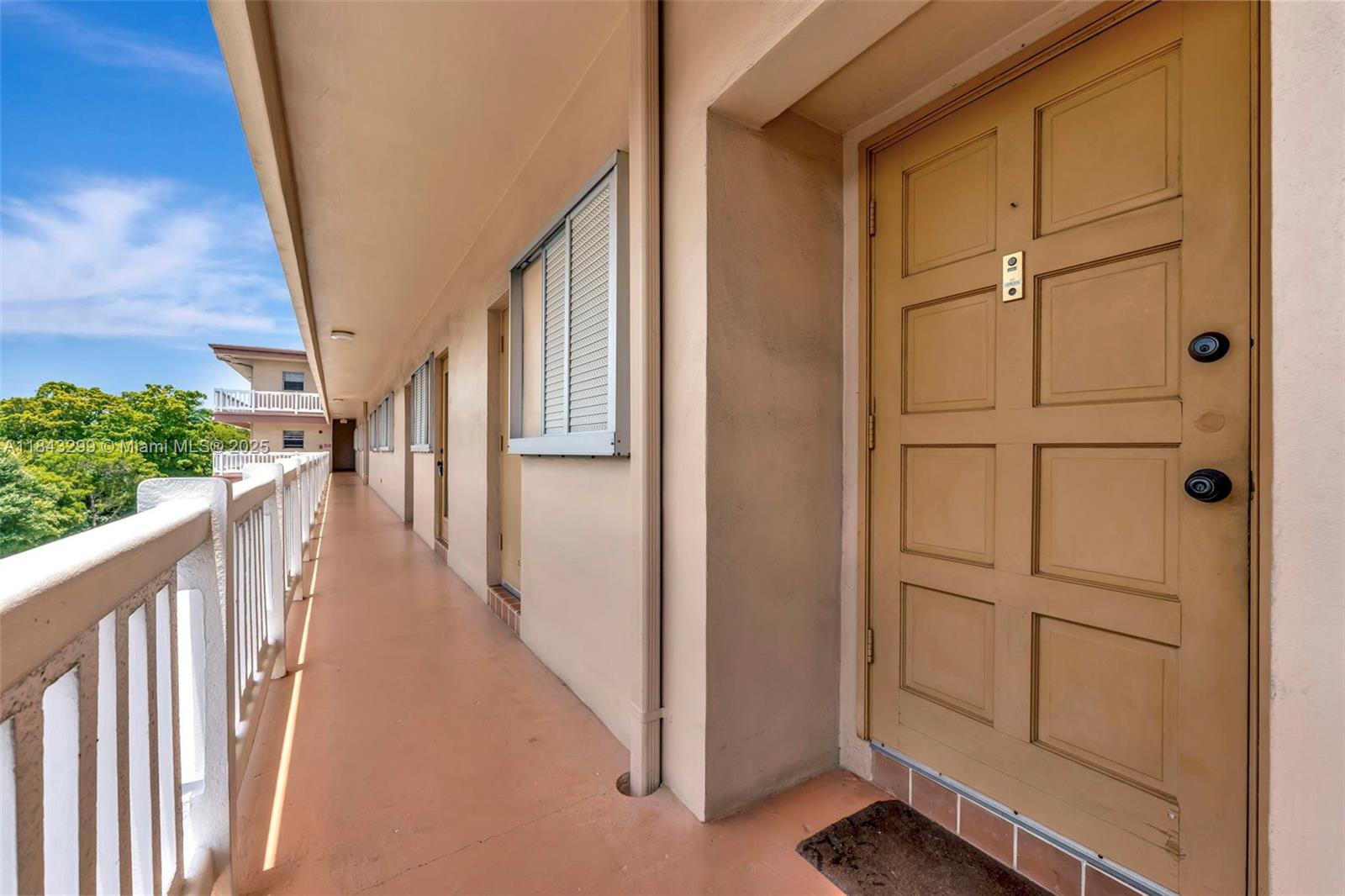 Homes for sale in Plantation, FL | 6751 Cypress Rd, Plantation, FL 33317