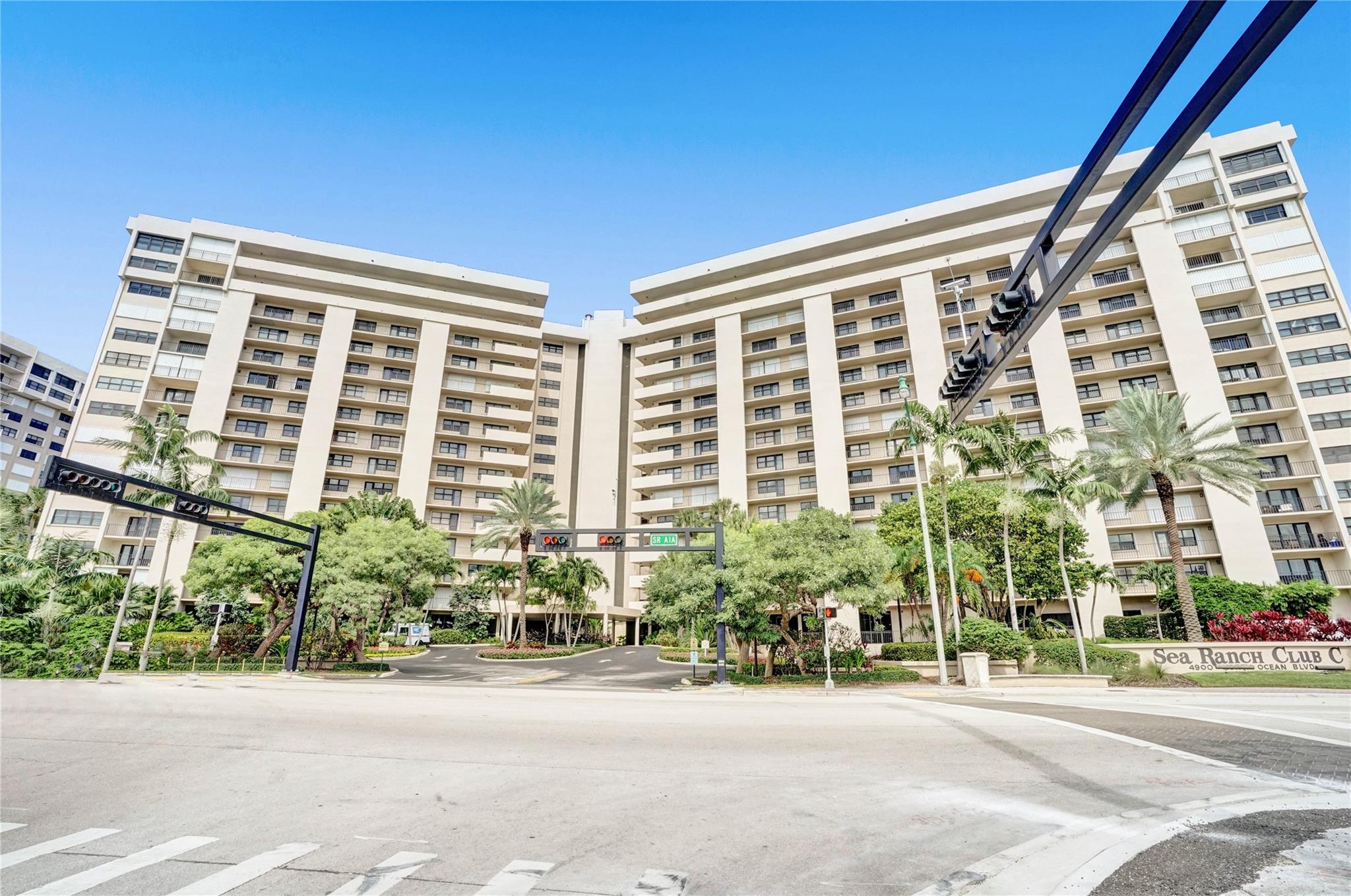 Homes for sale in Lauderdale By The Sea, FL | 4900 N Ocean Blvd #317, Lauderdale By The Sea, FL 33308 | MLS# F10516120