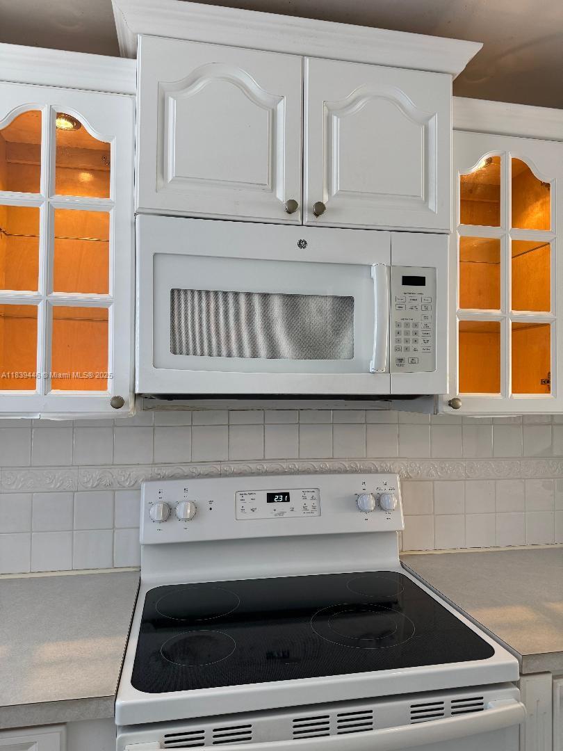 Homes for sale in Hialeah, FL | 1180 W 42nd Pl #1, Hialeah, FL 33012 | MLS# A11839446