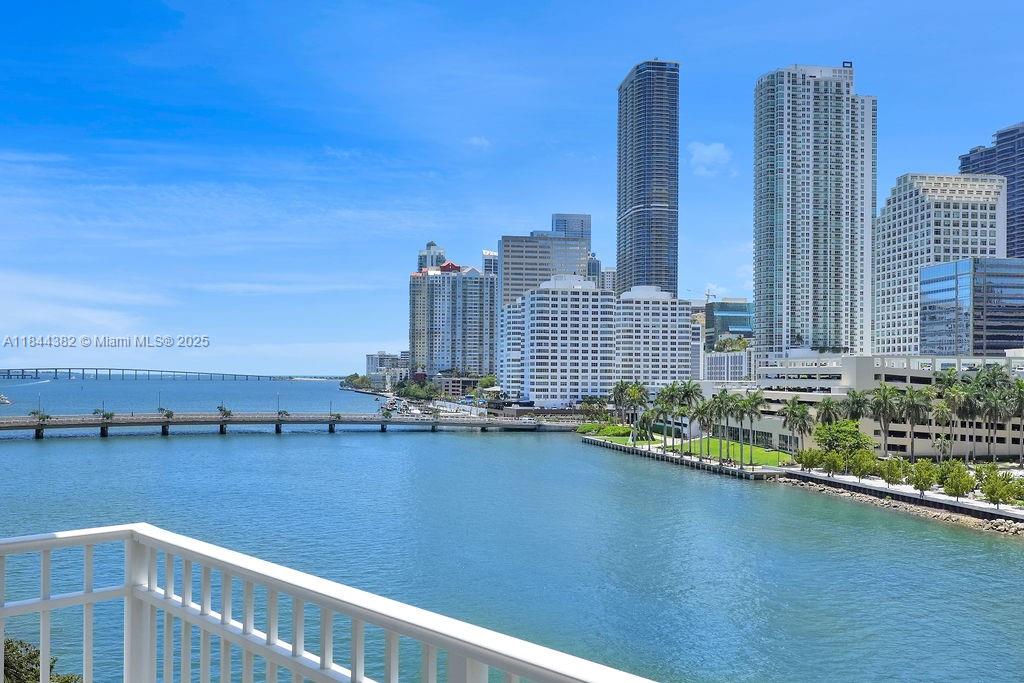 Condo for Rent in Miami, FL