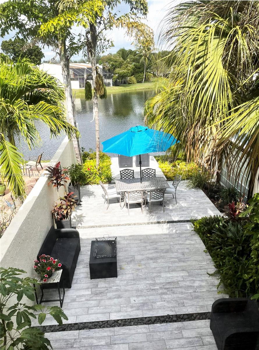 Sunset Park Lake Villas S