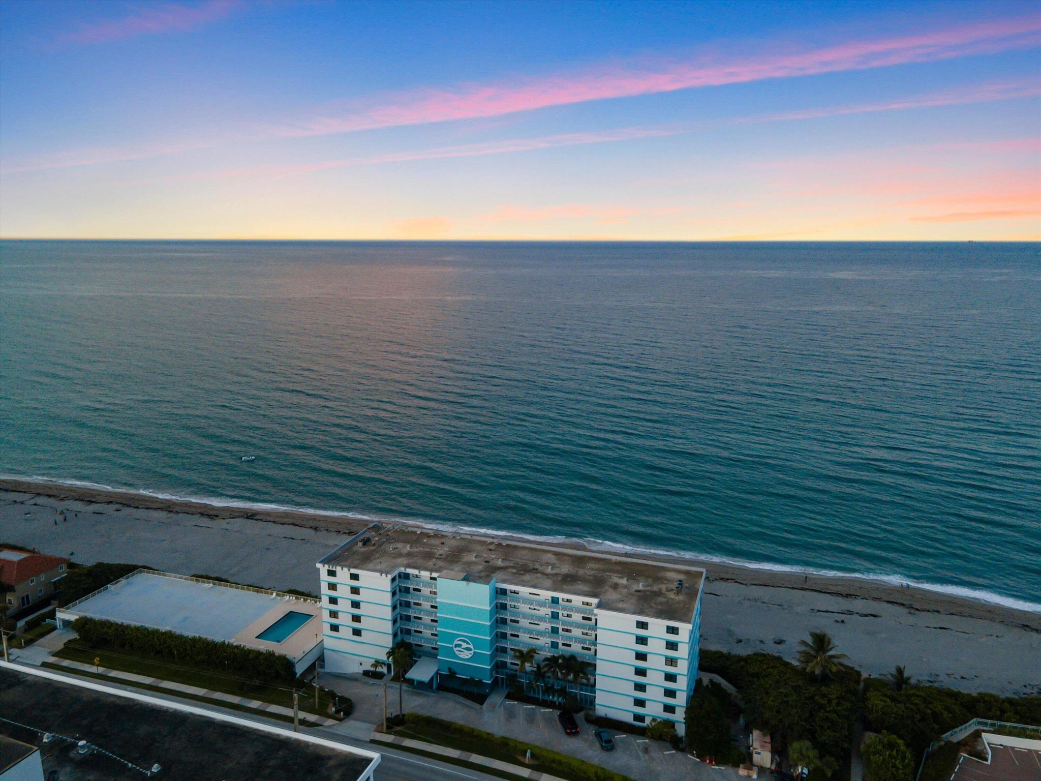 Homes for sale in Juno Beach, FL | 900 Ocean Dr #504, Juno Beach, FL 33408 | MLS# R11109286