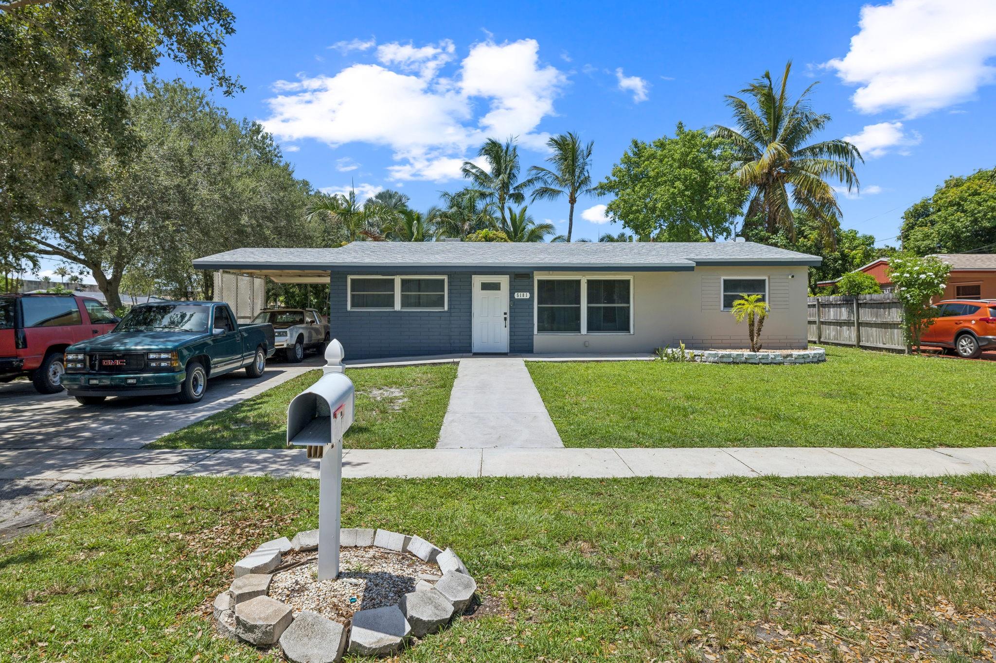 5181 14th St Plantation FL 33317 | F10516345
