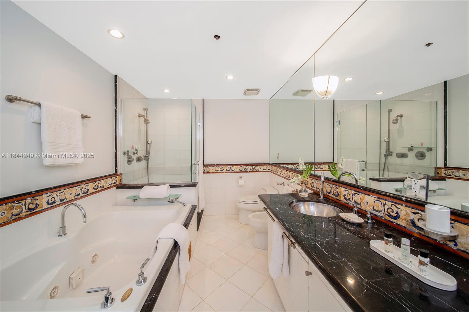 520 West Ave #2001, Miami Beach FL 33139