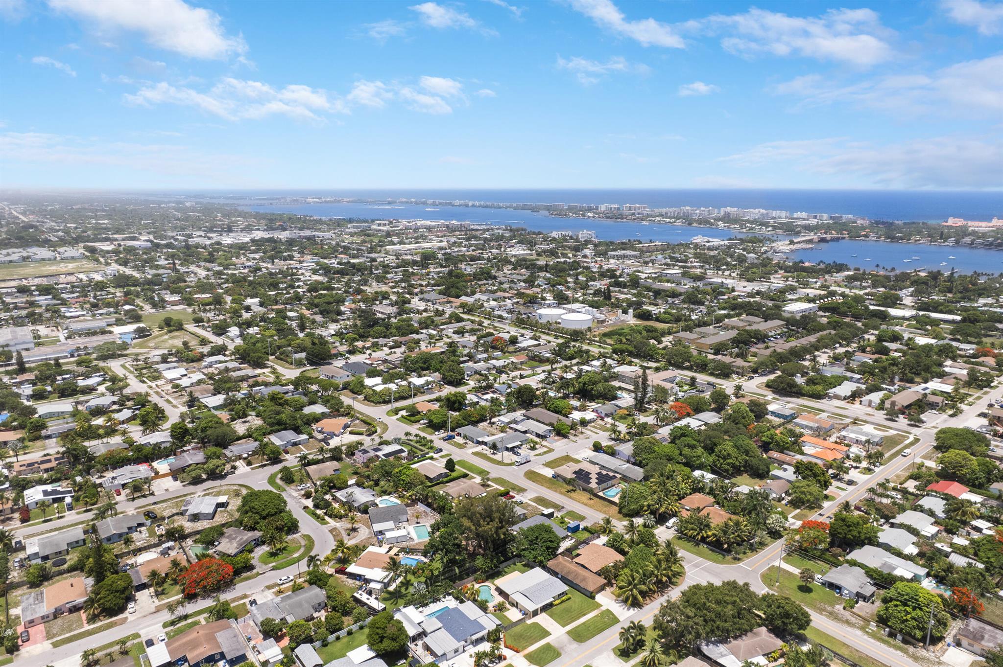 Homes for sale in Lantana, FL | 516 S Arnold Avenue, Lantana, FL 33462 | MLS# R11109328