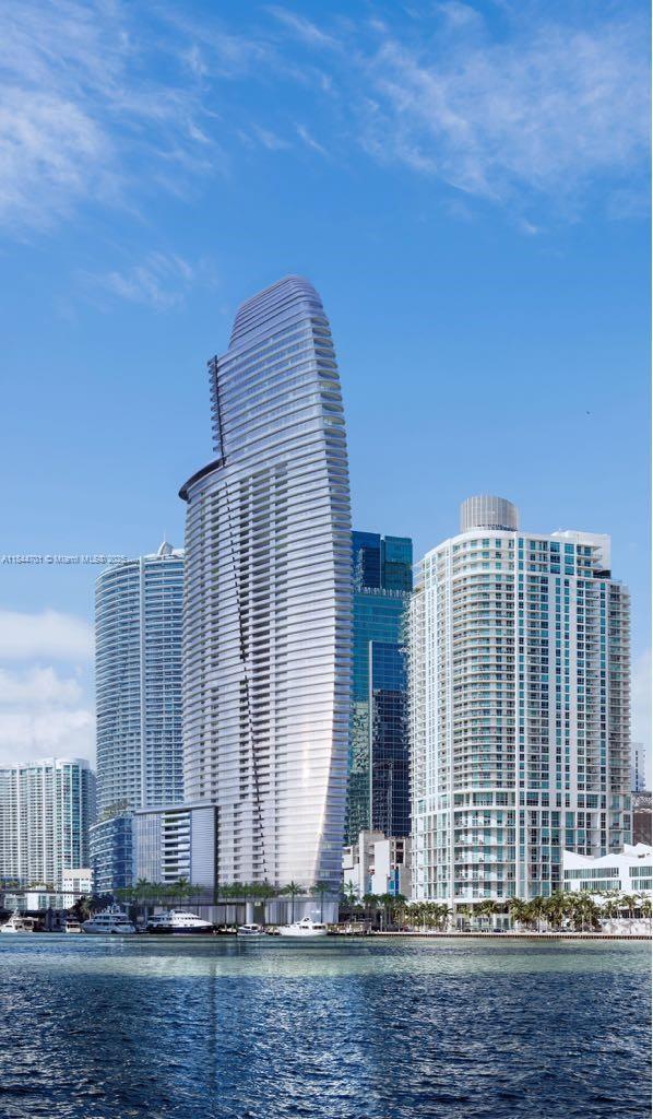 Apartamento à Venda em Miami, FL