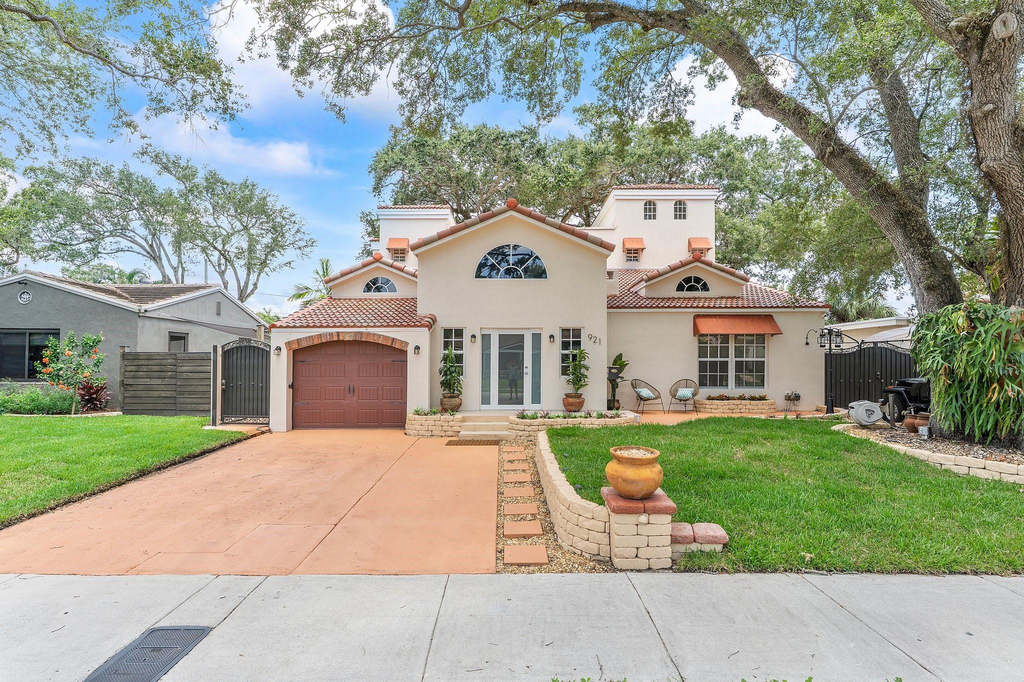 921 Sw 17th St Fort Lauderdale FL 33315 | F10516020