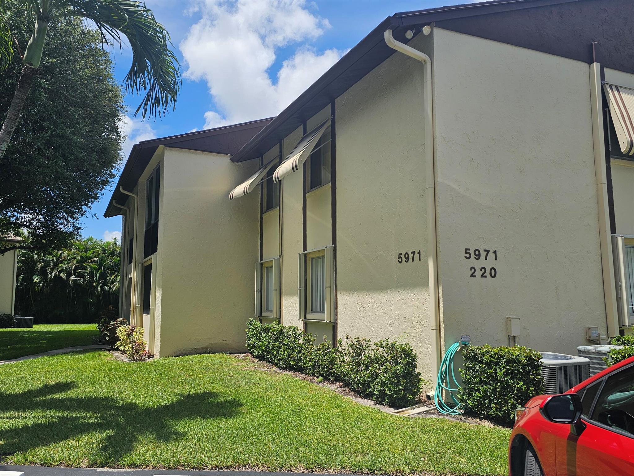 La Pinata Cond No 1,2 & 3