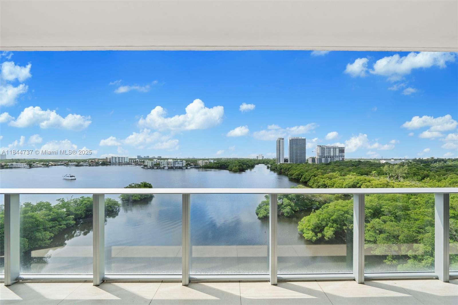 Apartamento en Alquiler en North Miami Beach, FL