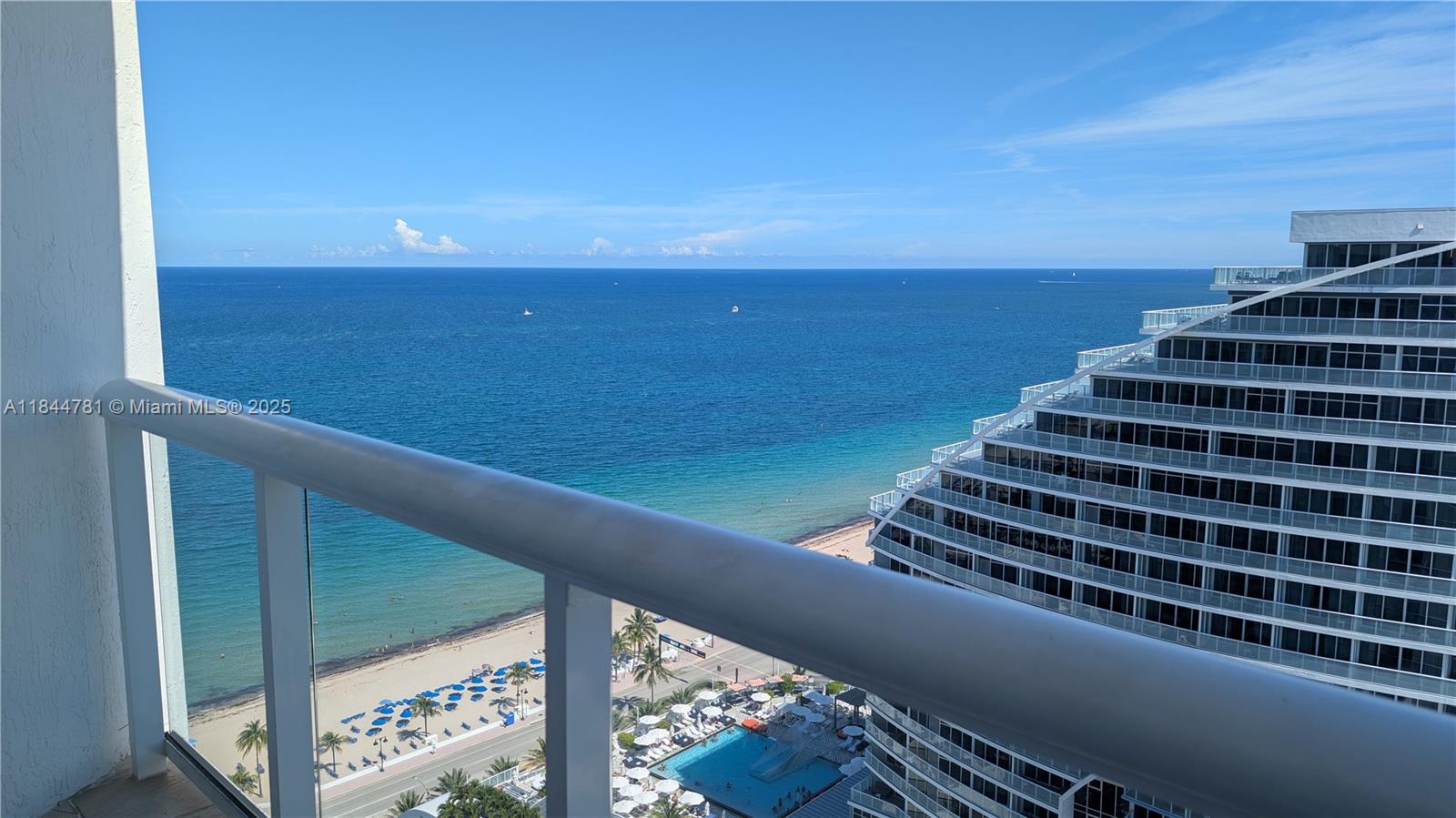 Condo for Sale in Fort Lauderdale, FL