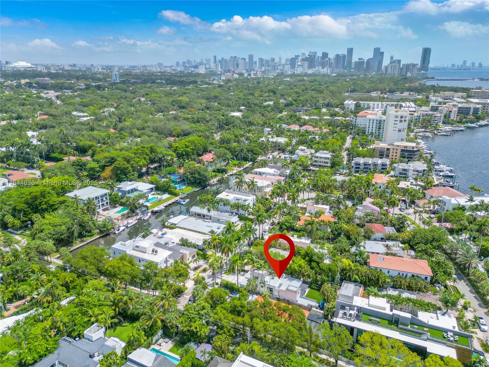 1826 Fairhaven Pl #0, Miami FL 33133