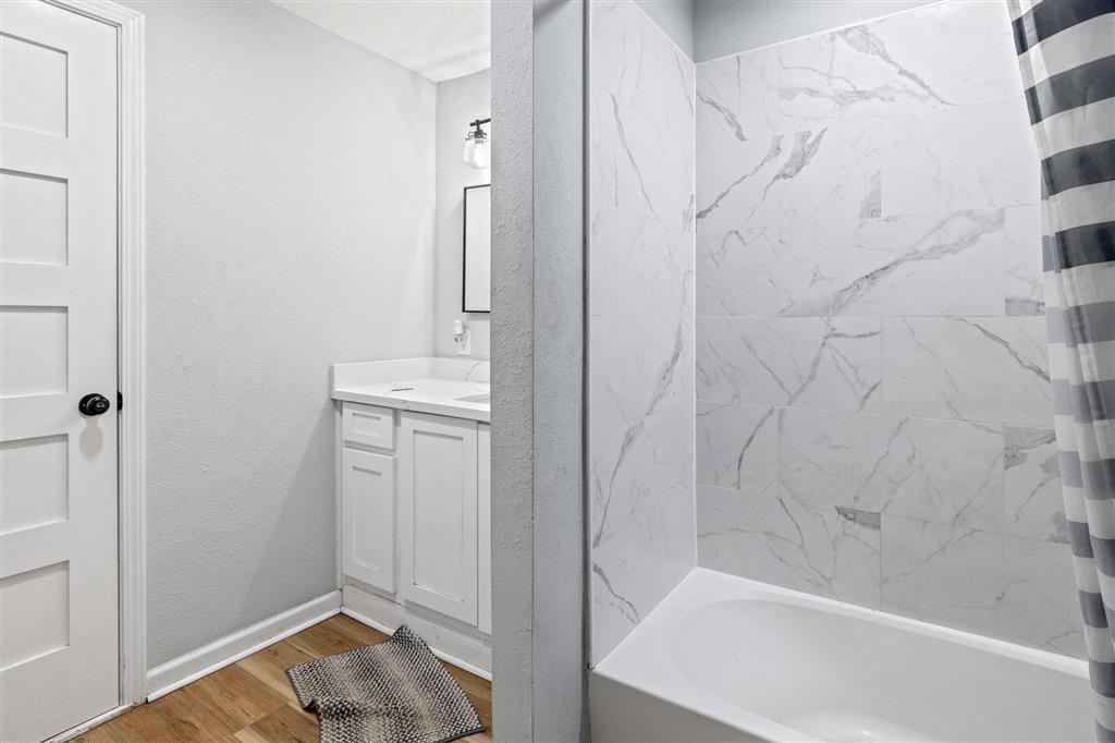 206 Vine St Street — photo 4
