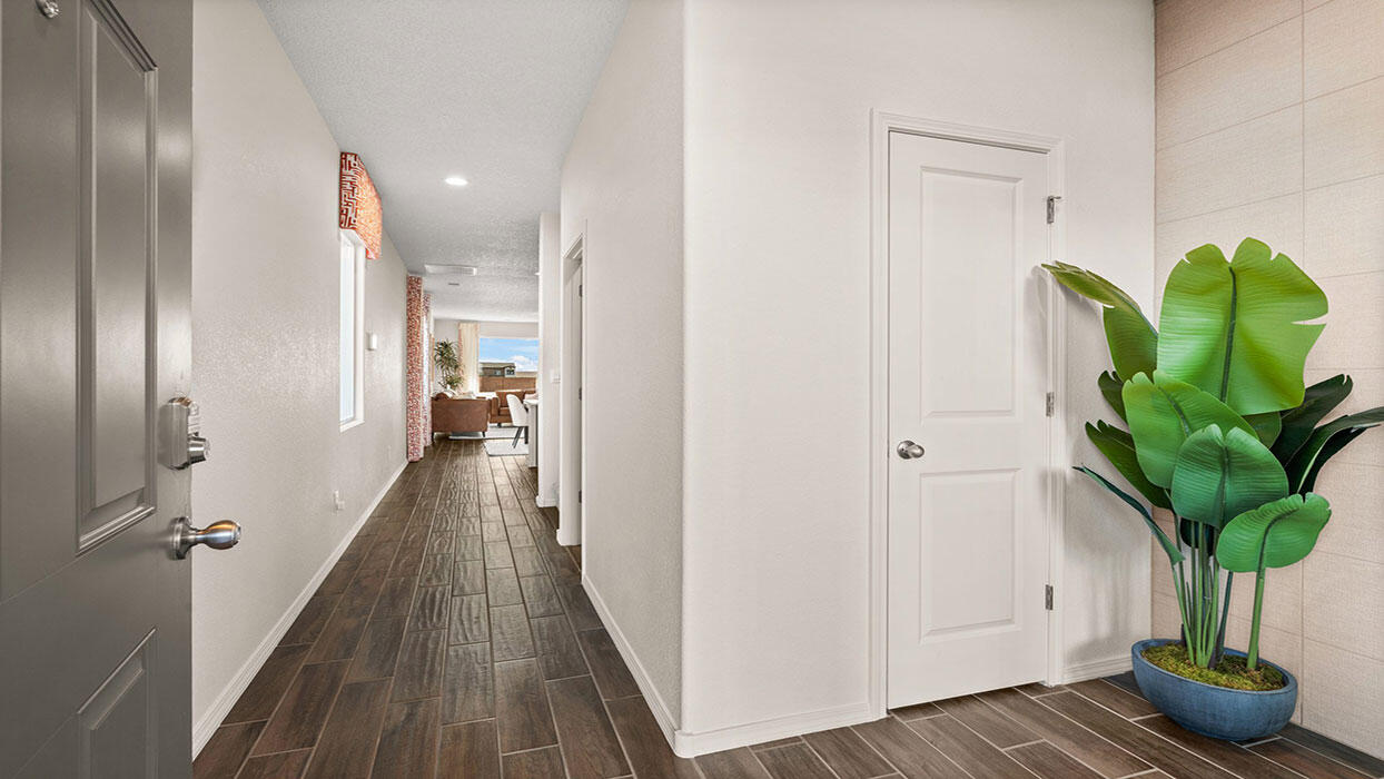 2466 Royal Troon Street, Rio Rancho NM 87144