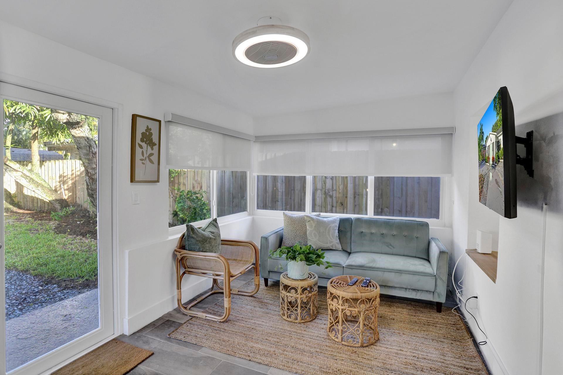 Homes for sale in Fort Lauderdale, FL | 1121 Sw 15Th Ave, Fort Lauderdale, FL 33312 | MLS# F10516094