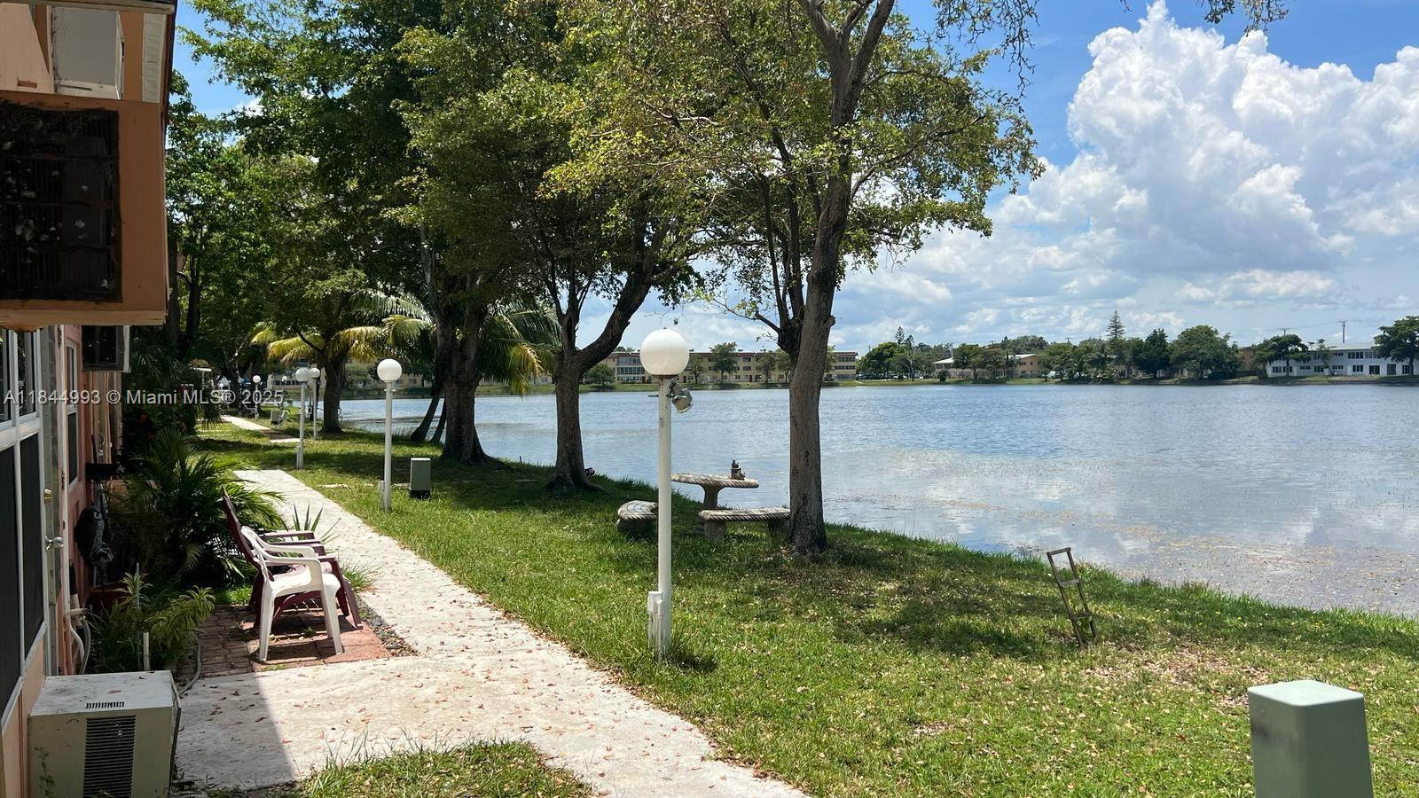 19080-ne-3rd-ct-307-miami-fl-33179/hzid_4c8984d3