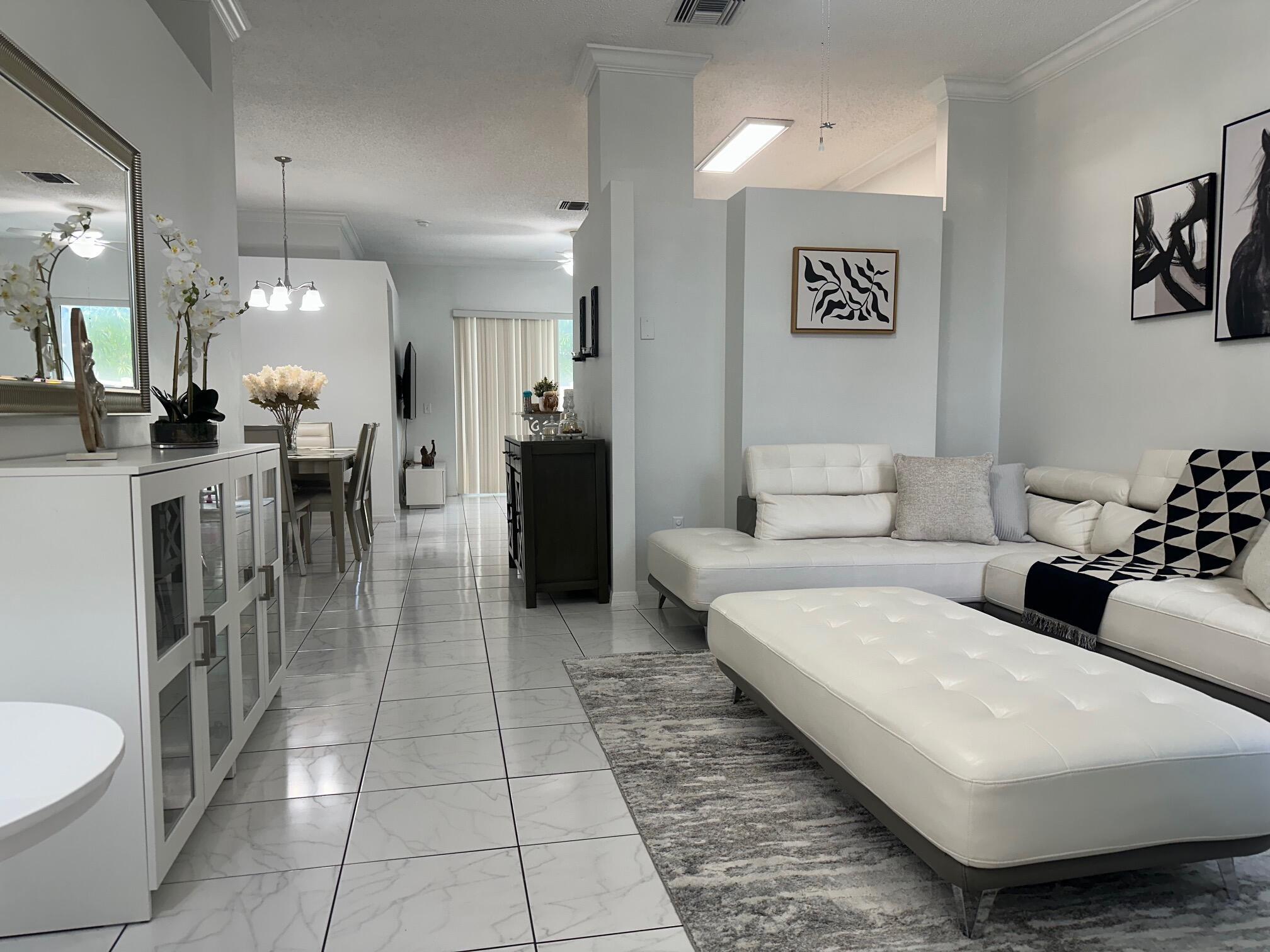 717 Lake Wellington Drive, Wellington, FL 33414, 3 Bedrooms , 2 Bathrooms ,Single Family Residence,Off Market,R11109676, Horizon Palm Realty Group