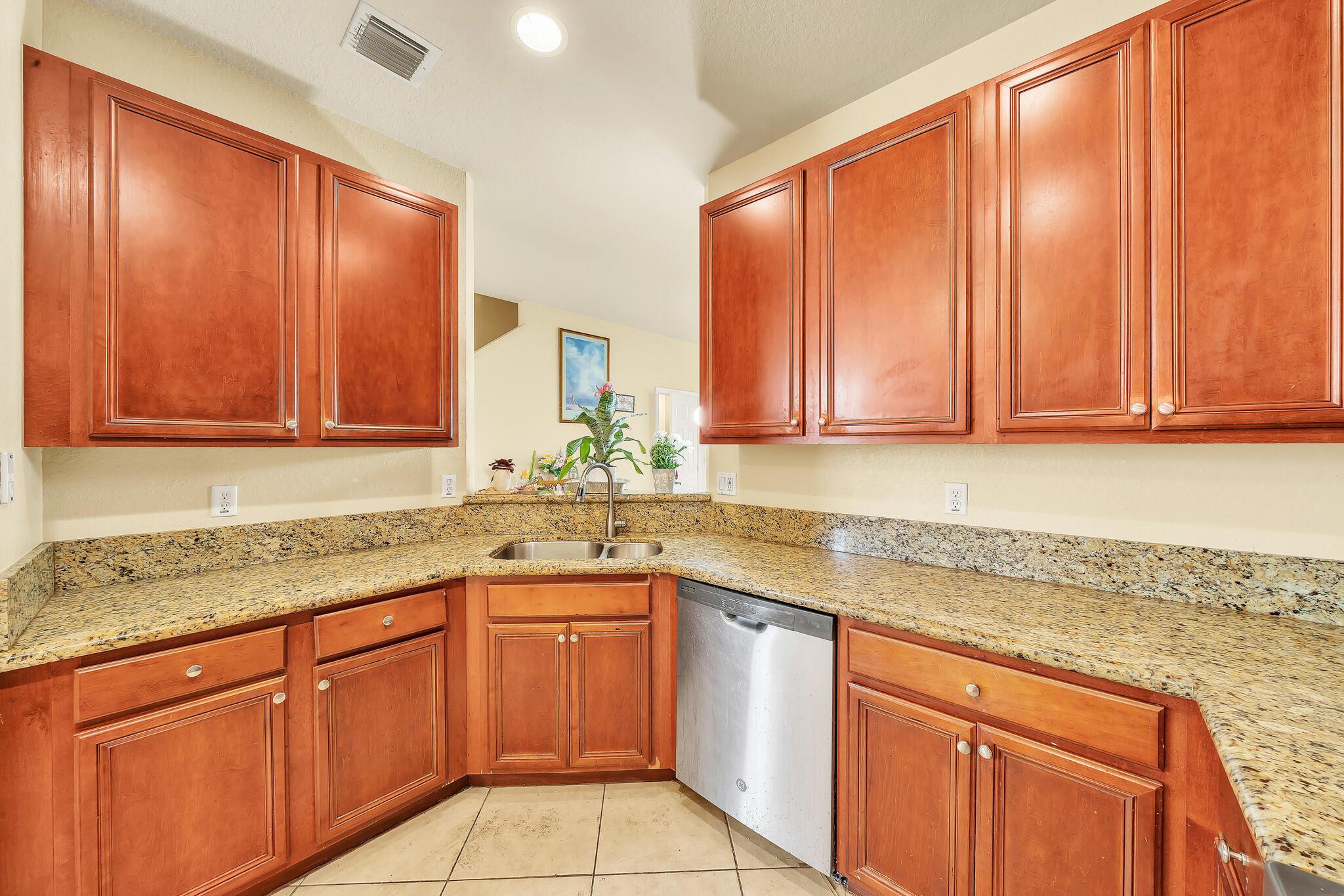 Homes for sale in Greenacres, FL | 3102 Grandiflora Dr, Greenacres, FL 33467 | MLS# R11109688