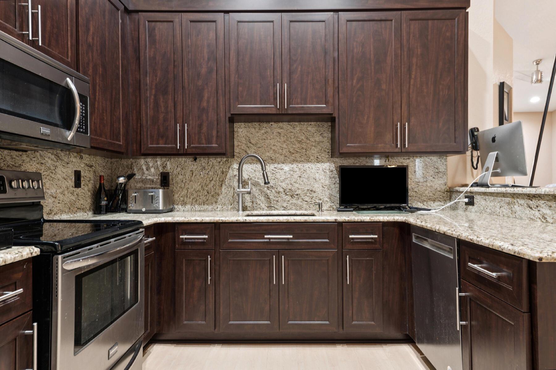 12100 Serafino Street