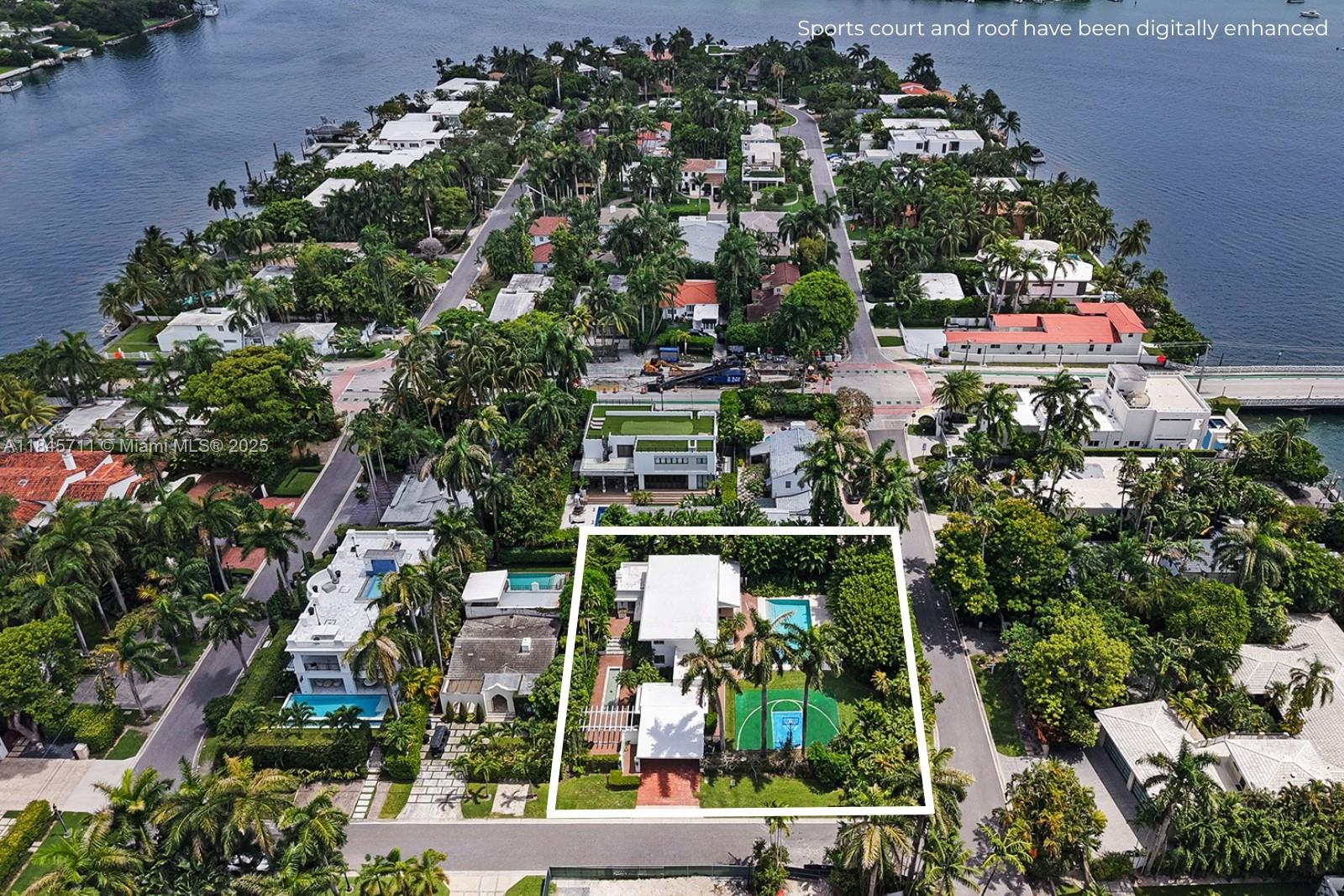 House for Sale in Miami Beach, FL