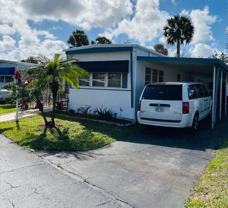 Homes for sale in Deerfield Beach, FL | 415 Gardenia Court, Deerfield Beach, FL 33442 | MLS# R11109915