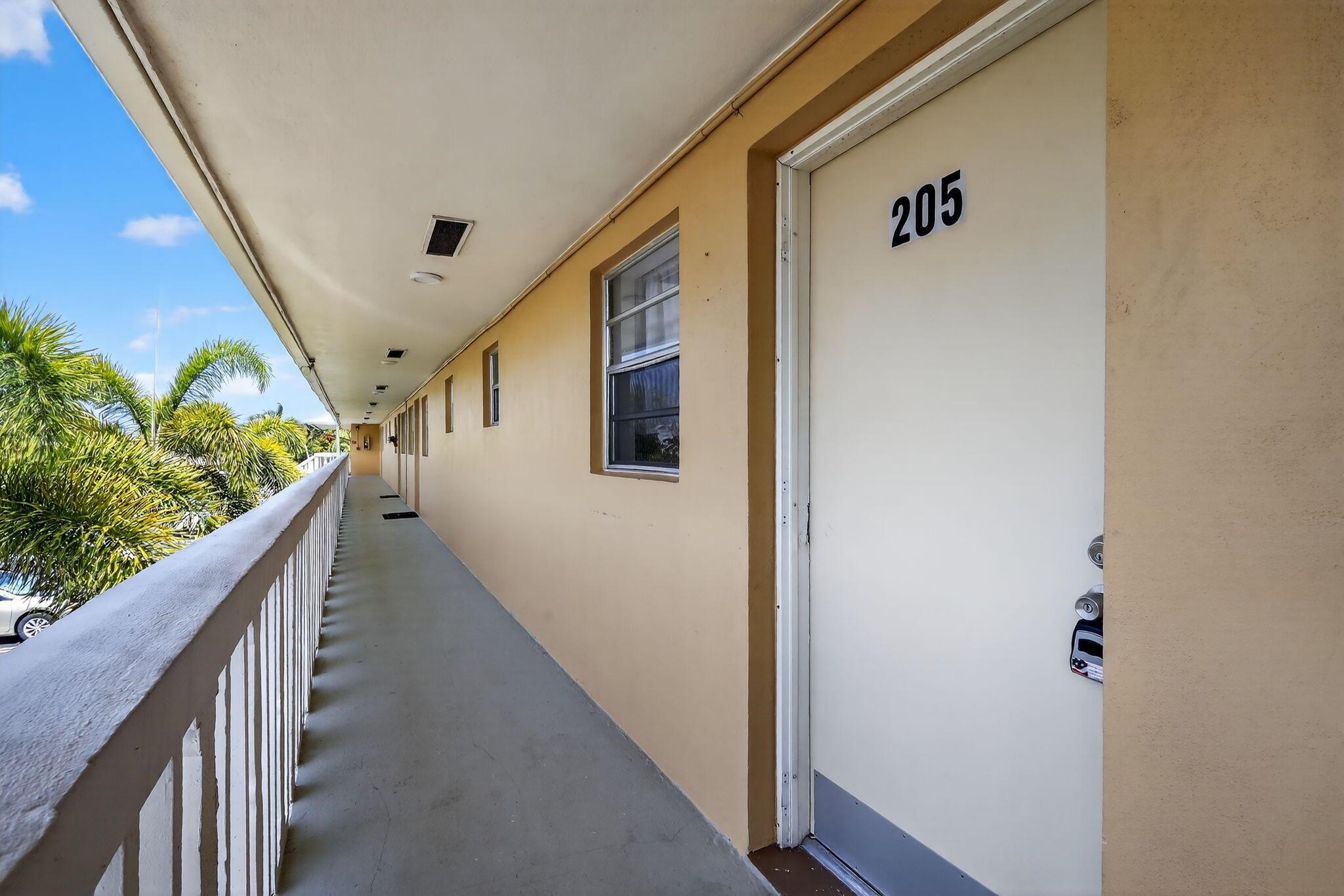 Homes for sale in Boynton Beach, FL | 2152 Ne 1st Way #205, Boynton Beach, FL 33435 | MLS# R11109919