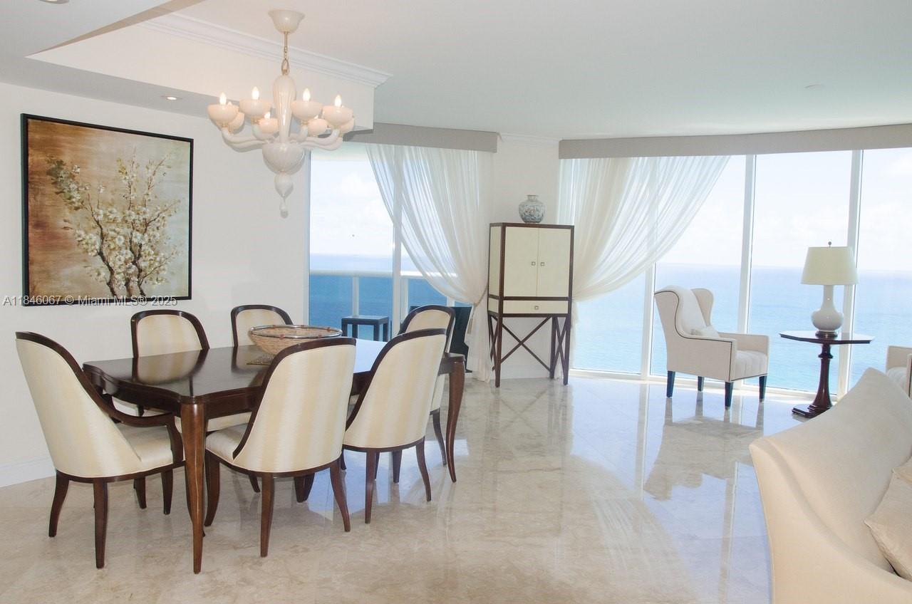 Apartamento para Alugar em Sunny Isles Beach, FL
