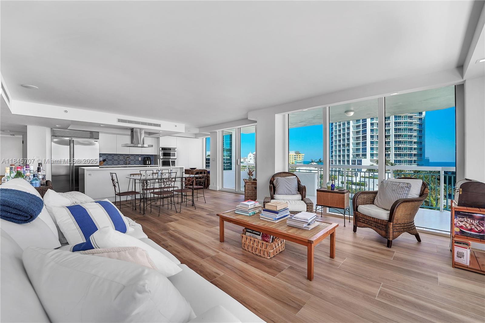400 S Pointe Dr #704, Miami Beach FL 33139