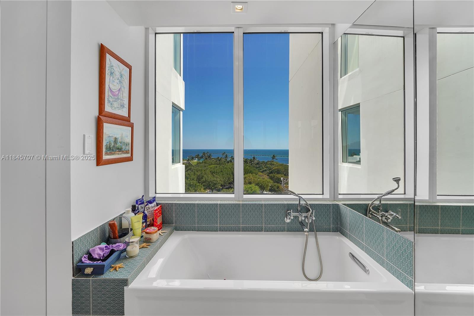 400 S Pointe Dr #704, Miami Beach FL 33139