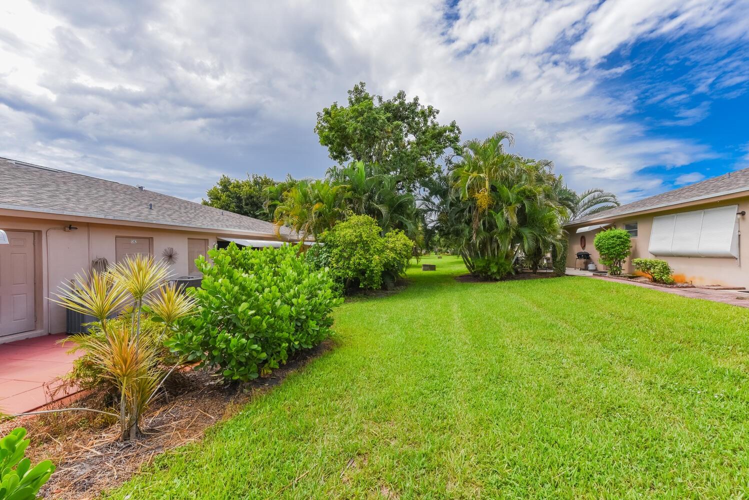 Homes for sale in Delray Beach, FL | 1382 High Point Way Ne B, Delray Beach, FL 33445 | MLS# F10516750