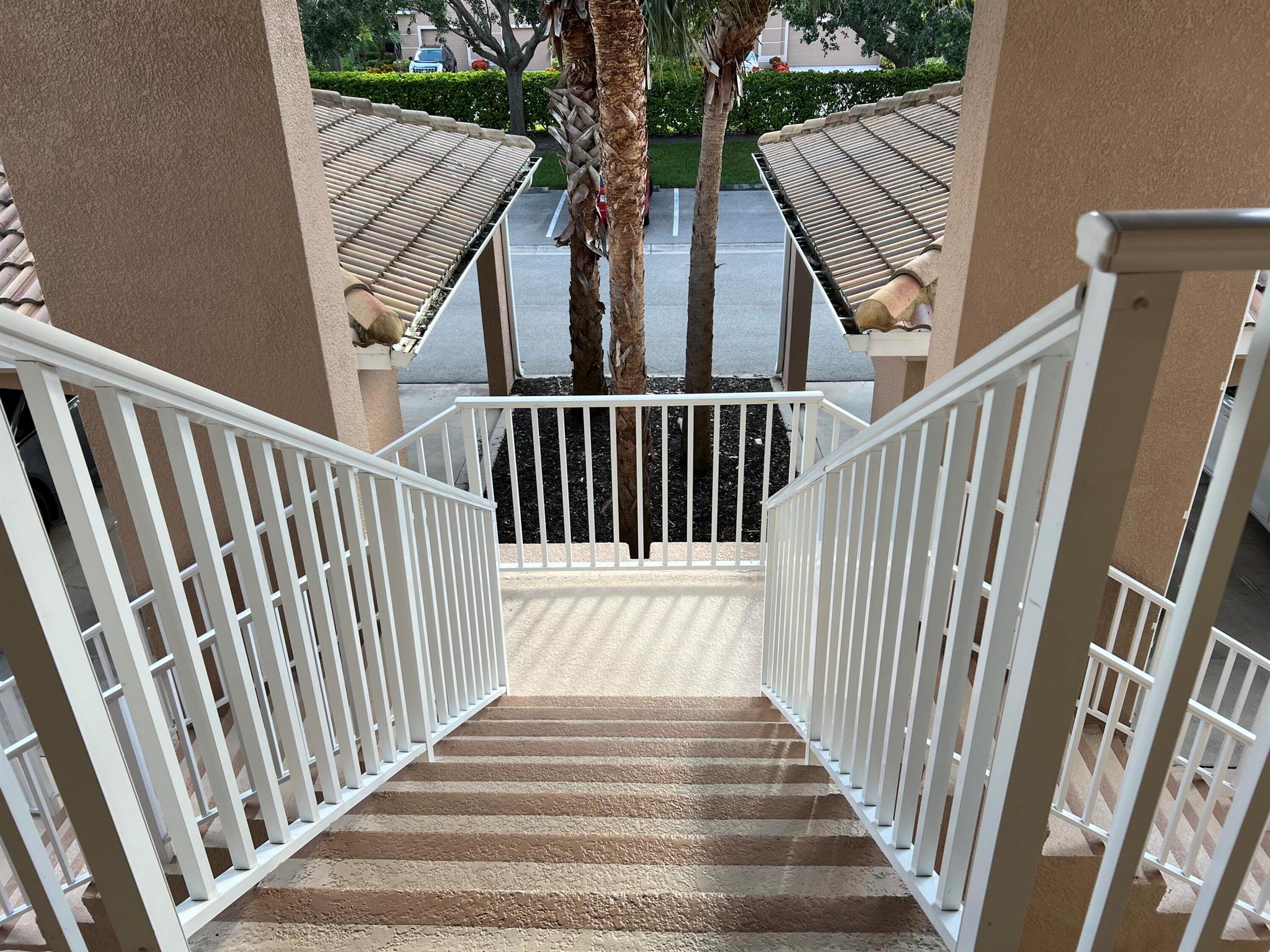 Homes for sale in Bradenton, FL | 1011 Fairwaycove Lane #204, Bradenton, FL 34212 | MLS# R11109999