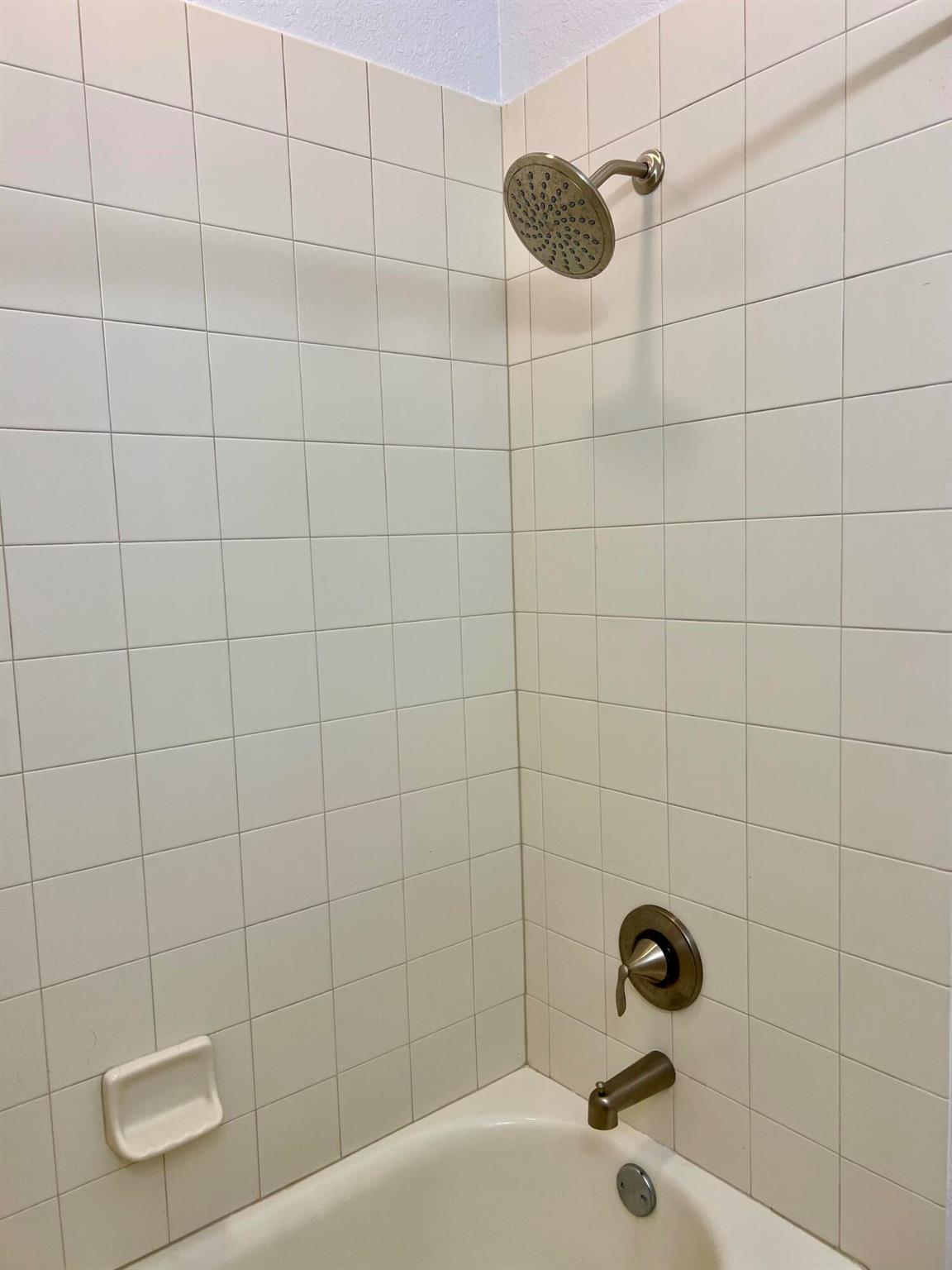 Homes for sale in Bradenton, FL | 1011 Fairwaycove Lane #204, Bradenton, FL 34212 | MLS# R11109999