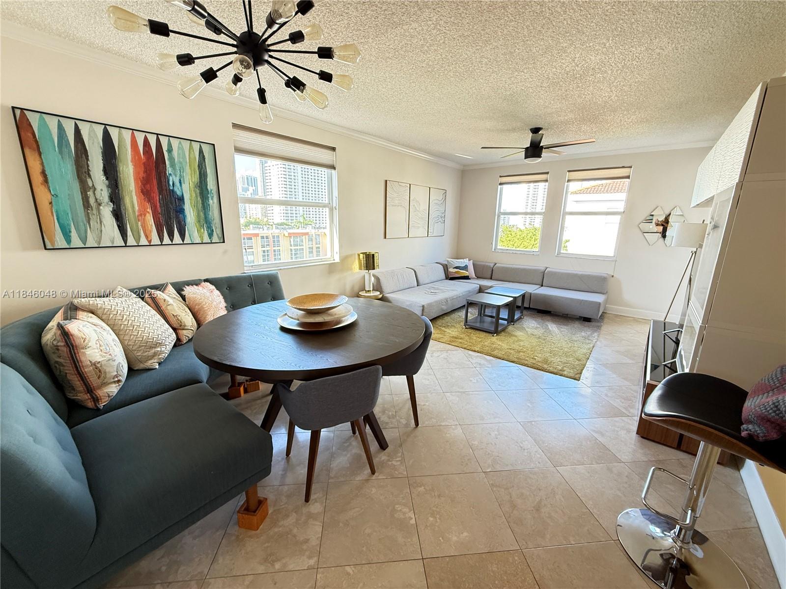 Porto Bellagio Condo